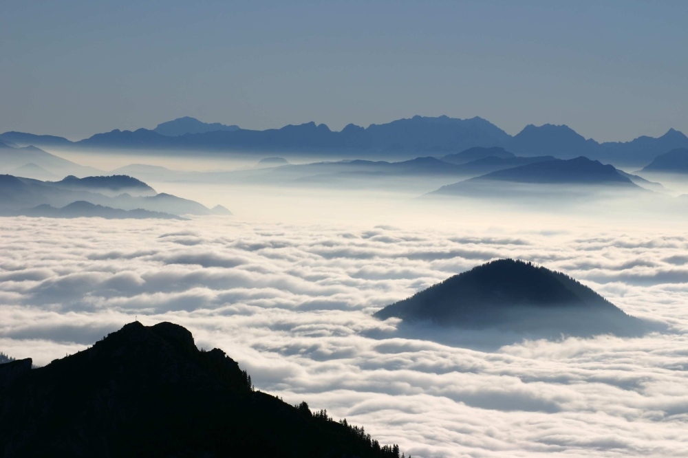 Inseln im Nebelmeer ND