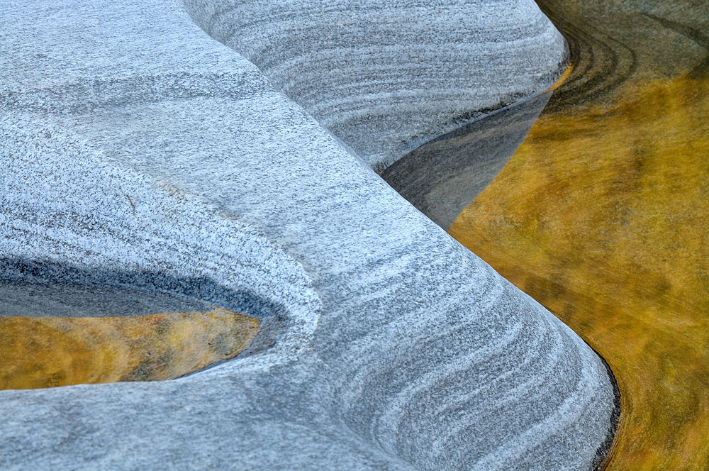 Stein und Wasser