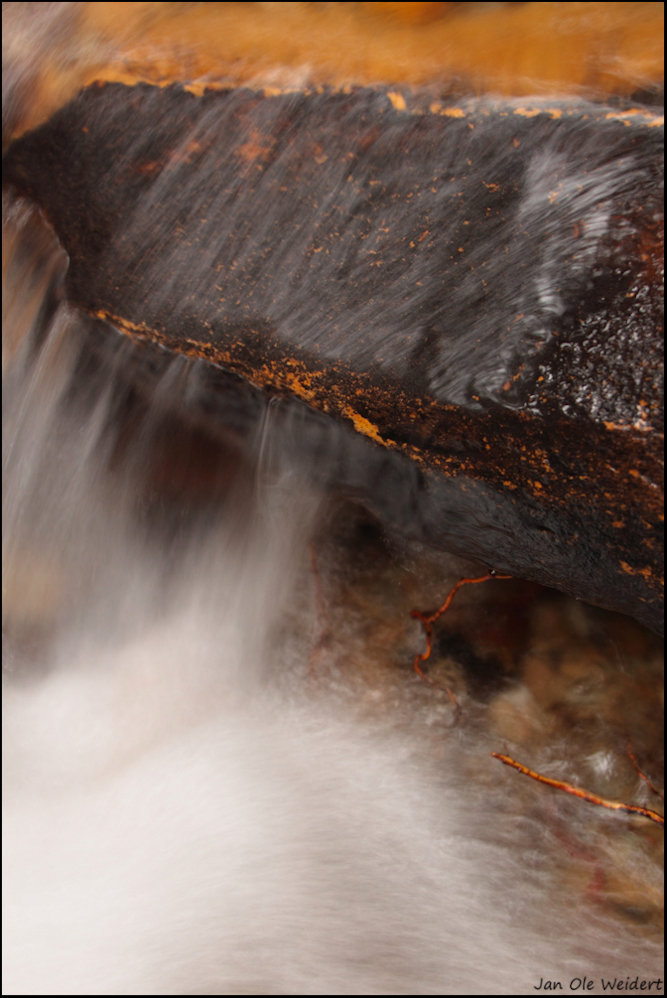 Der Stein und das Wasser