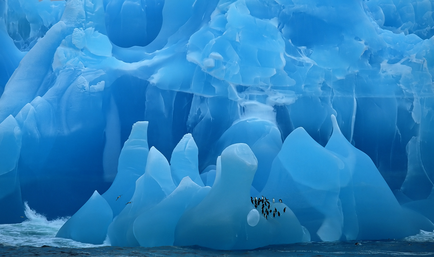 Blauer Eisberg