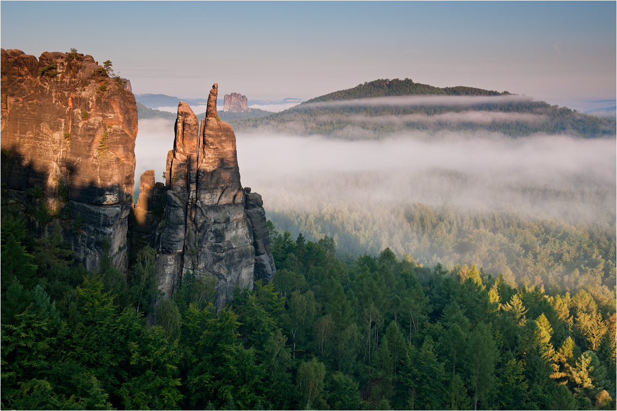 Nebel, fein geschichtet...