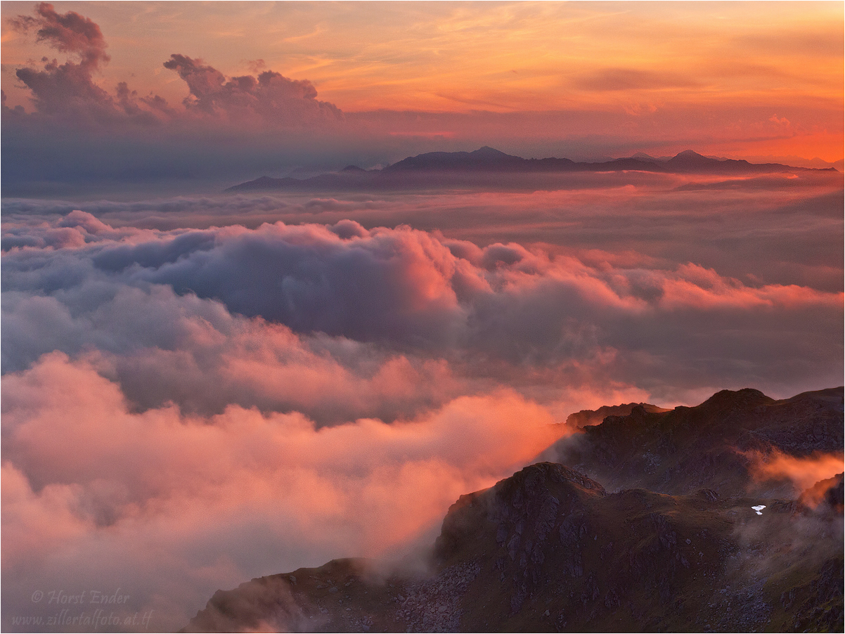 Herbstabend auf dem Dach der Kitzbühler Alpen