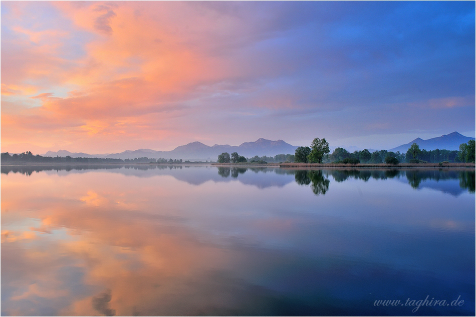 feel the silence...