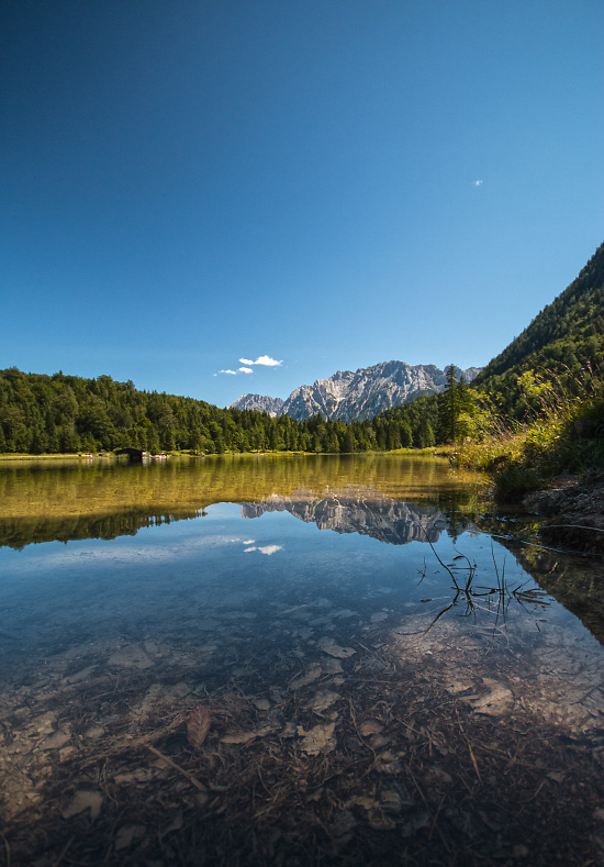 Die Bergwelt gespiegelt