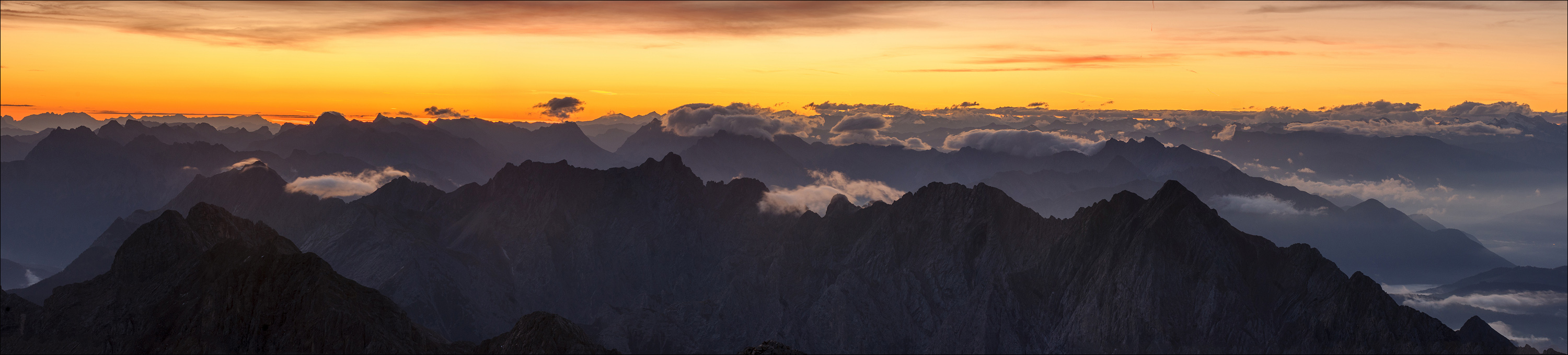 °°° Sonnenaufgang in voller Breite °°°