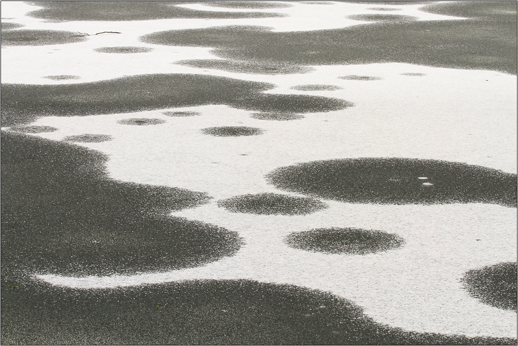 gefroren am See