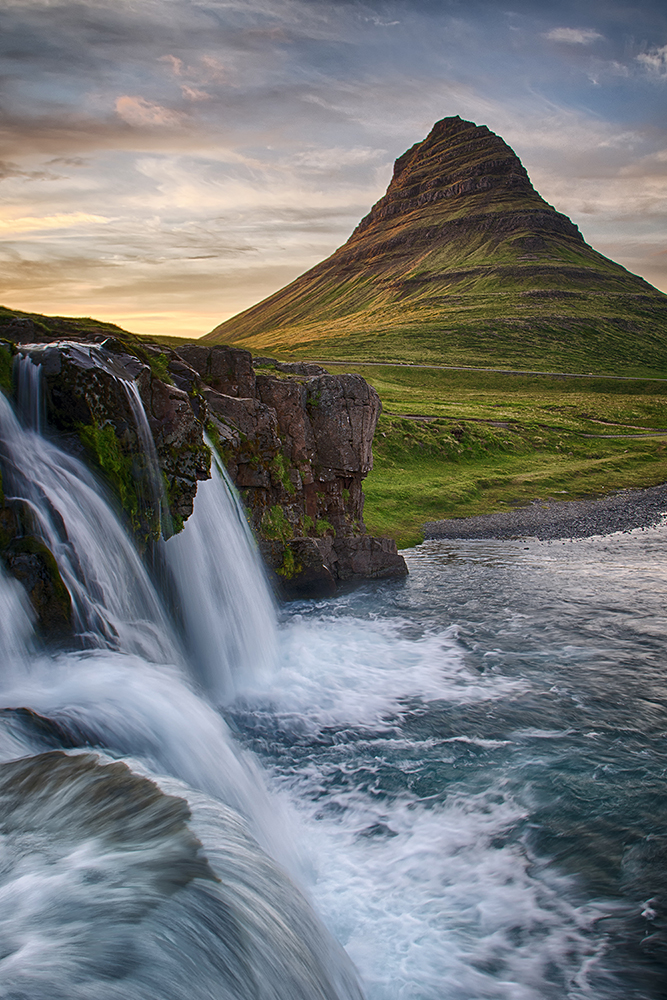 Kirkjufell mit dem Kirkjufellfoss