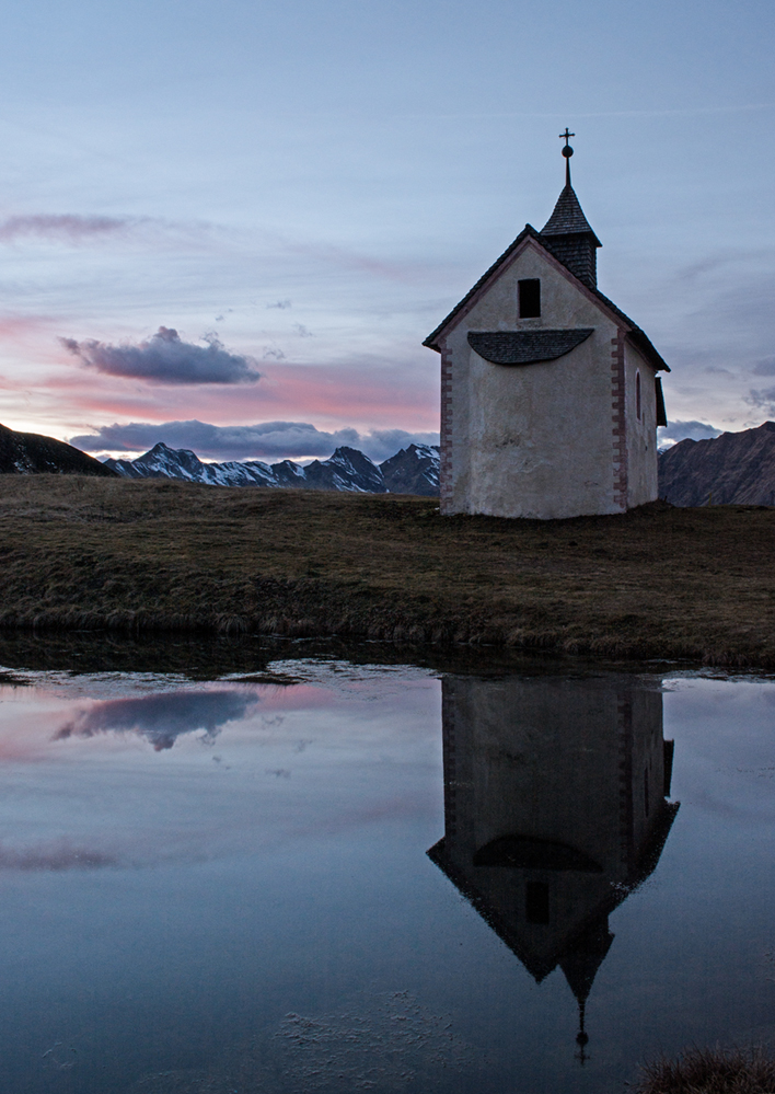 Abenddämmerung in den Bergen