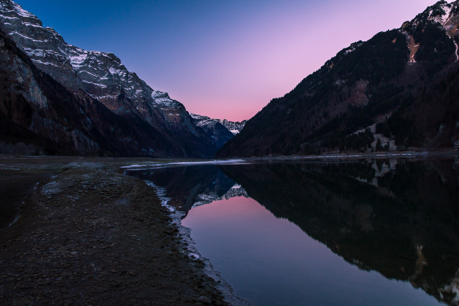 der Klöntalersee