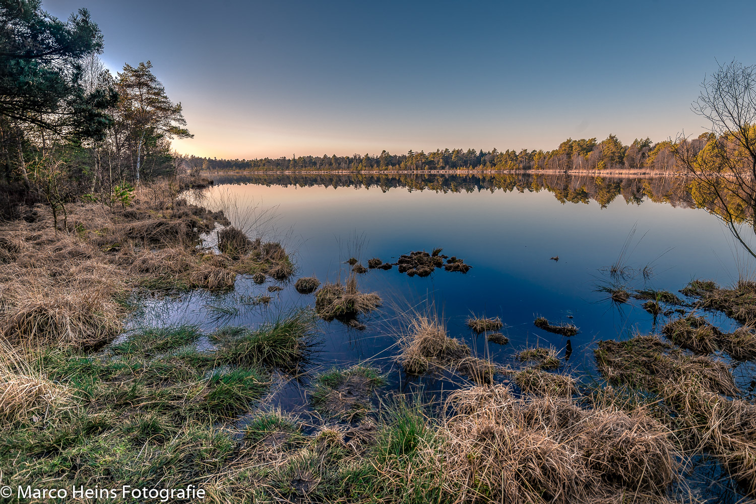 Morgenlicht am Grundlosen See