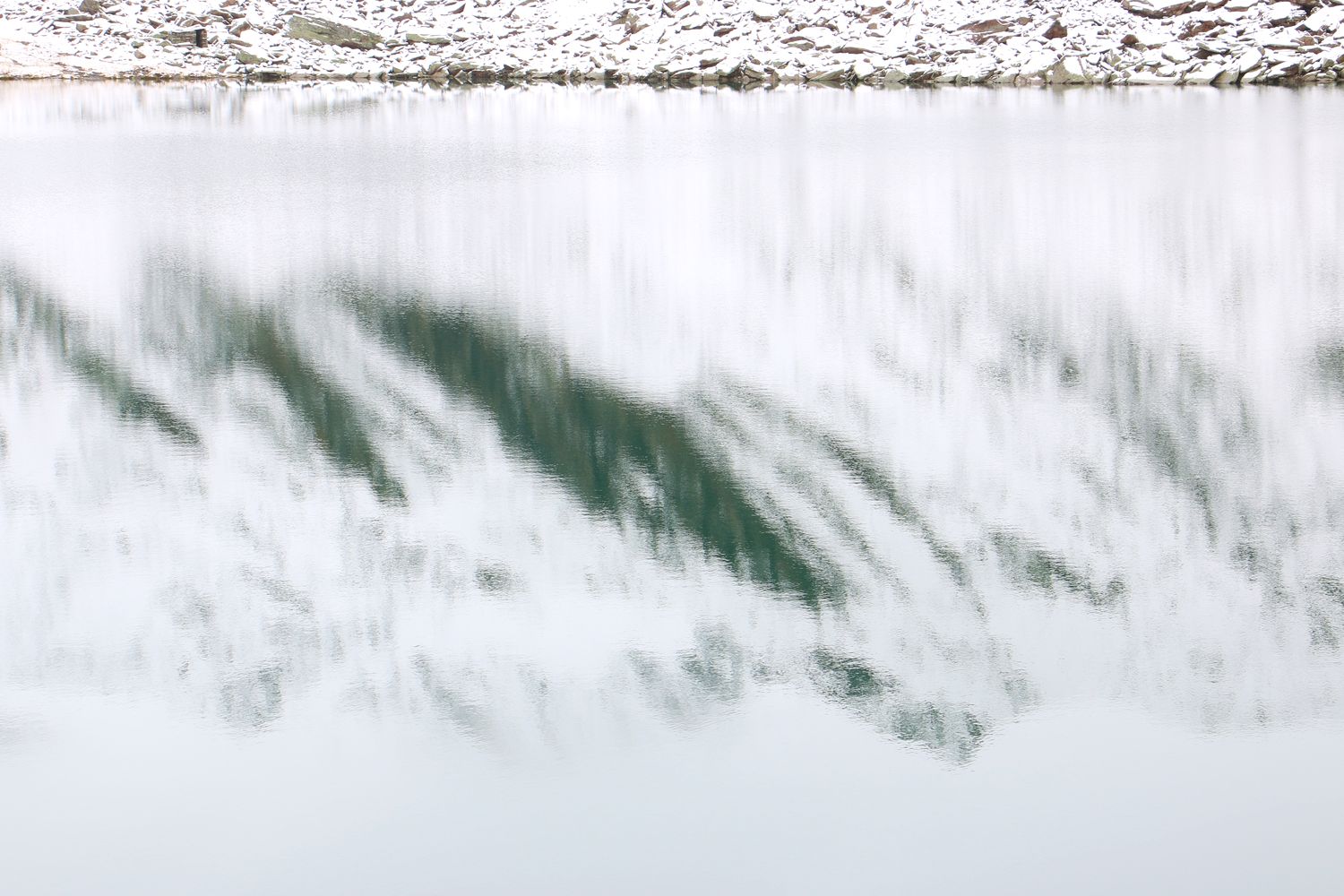 Schwarzsee in Weiß