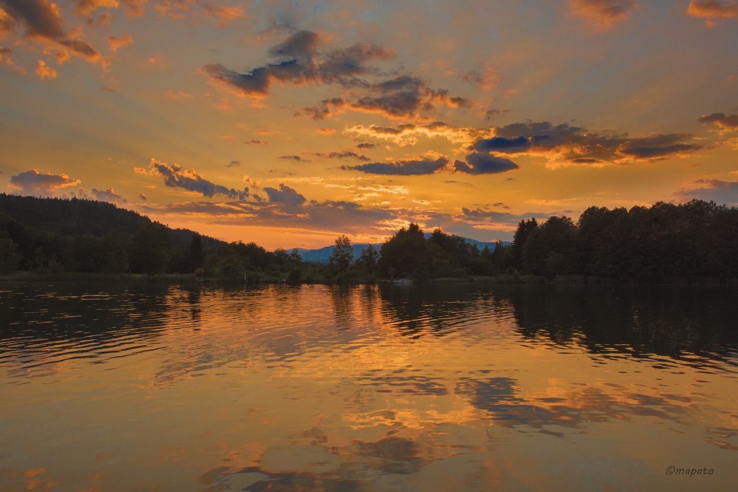 Sonnenuntergang am Keutschacher See 2...