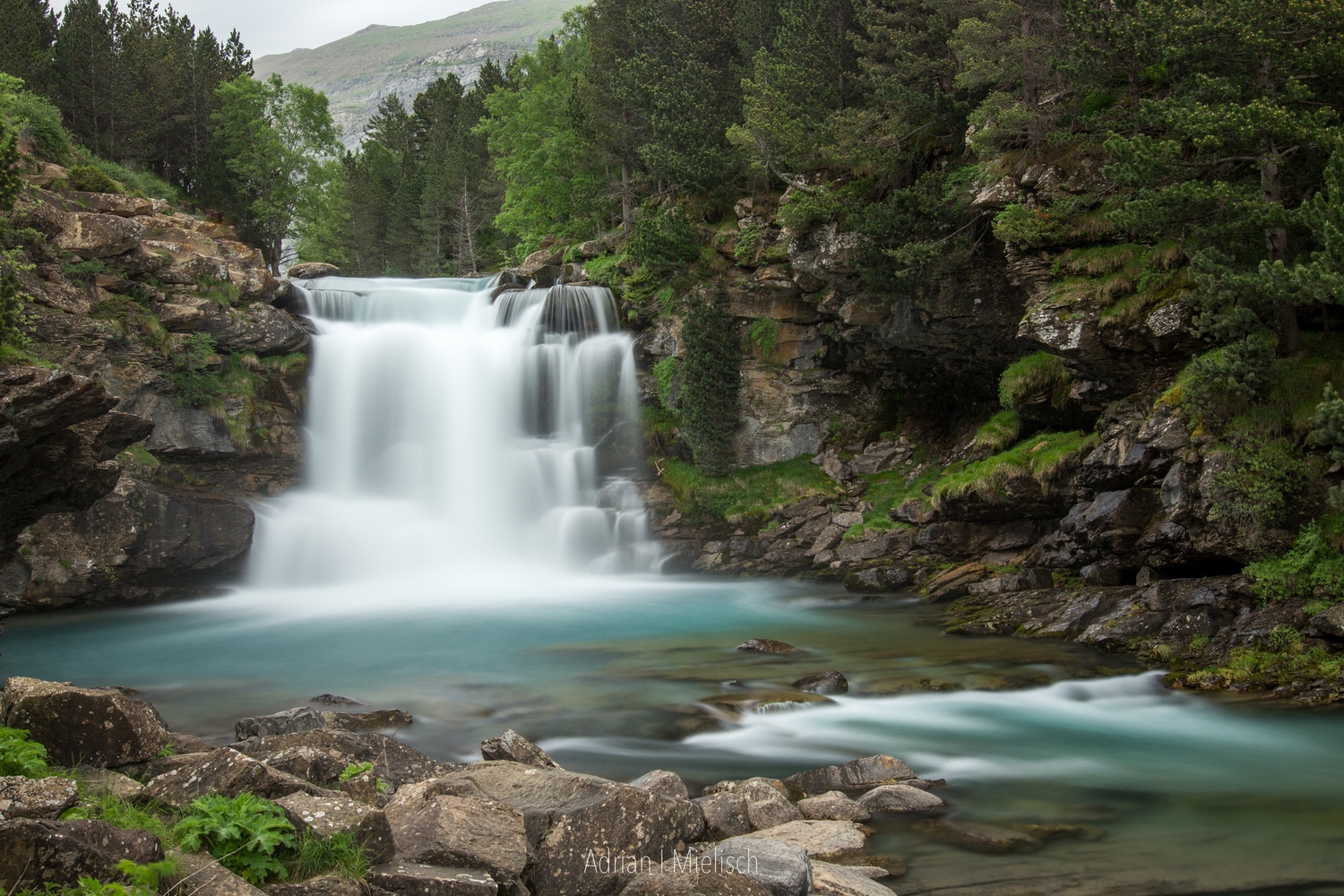 Wasserfall in den Pyrenäen