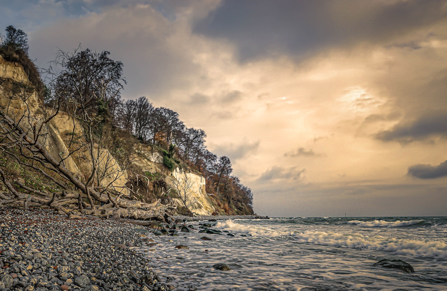 Steilküste in der Nähe von Sassnitz im November