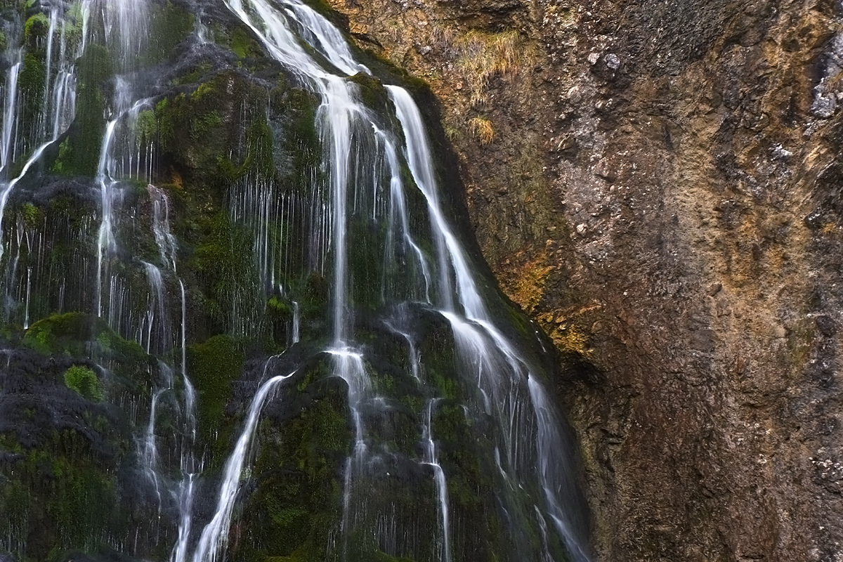 Am Rande des Gollinger Wasserfalls