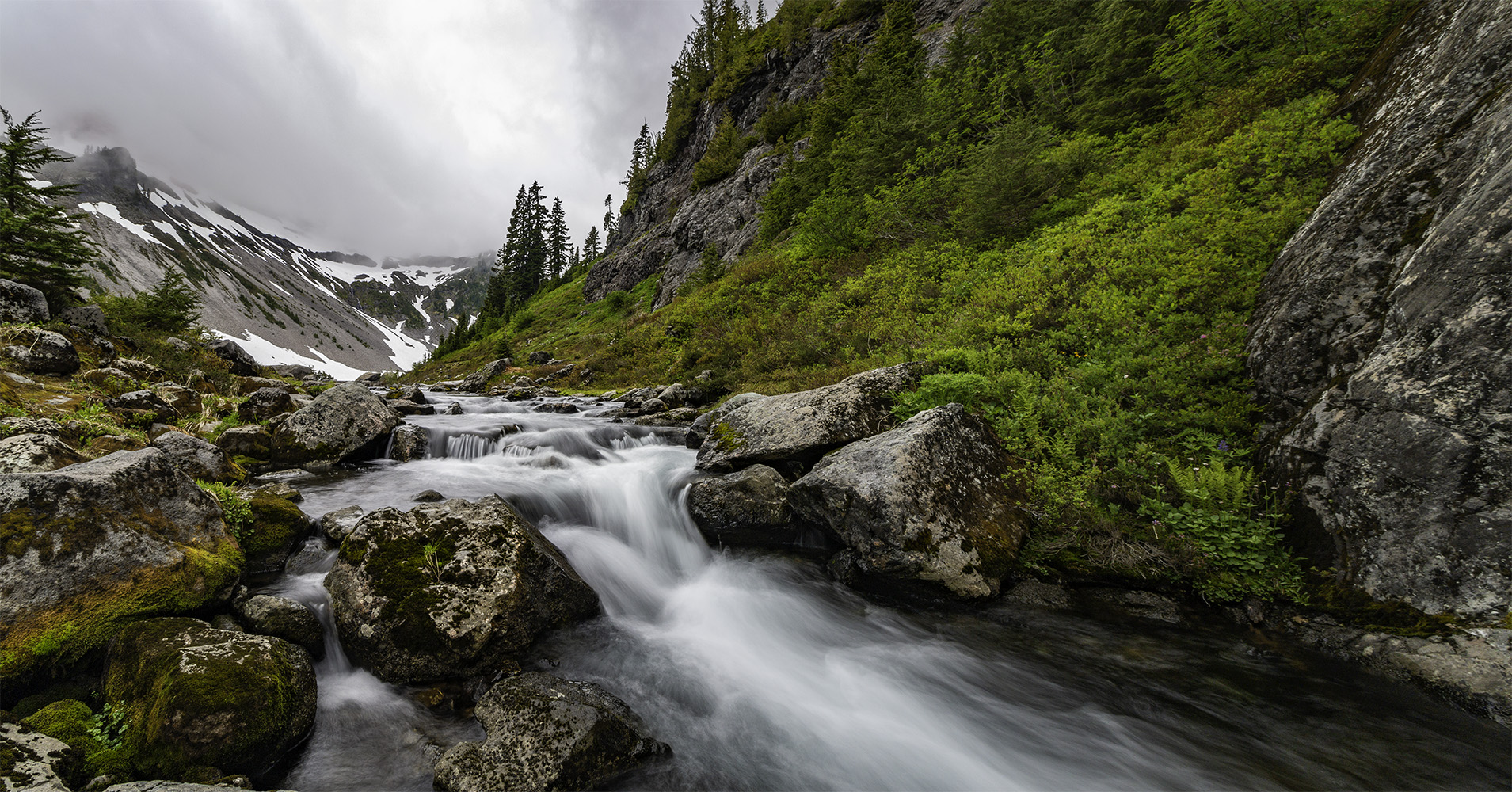 Wasserfall im Mount Baker National Forest