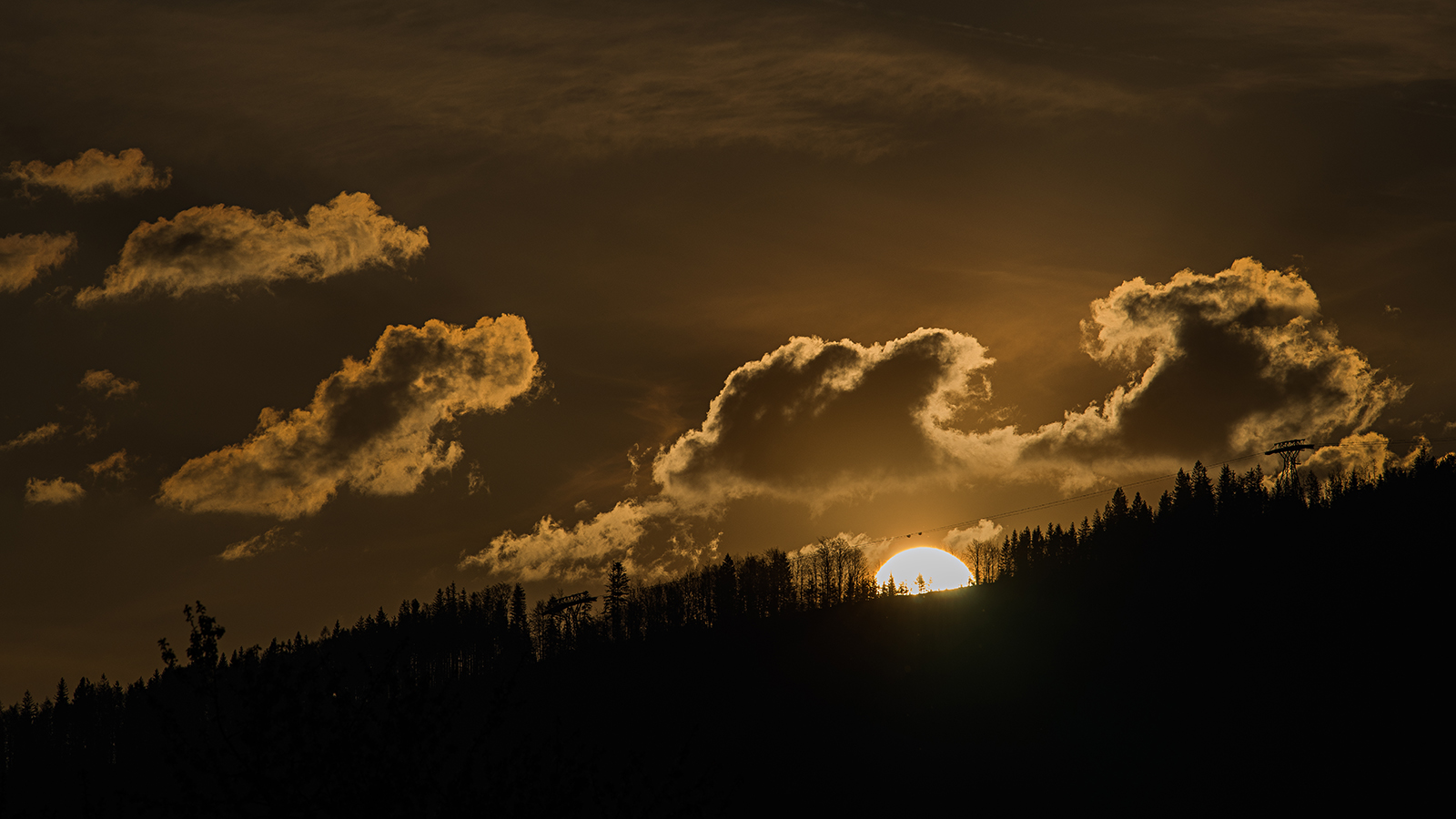Sonnenaufgang vom Wohnzimmerfenster