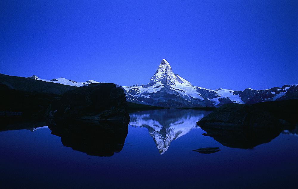 Matterhorn kurz vor dem Sonnenaufgang