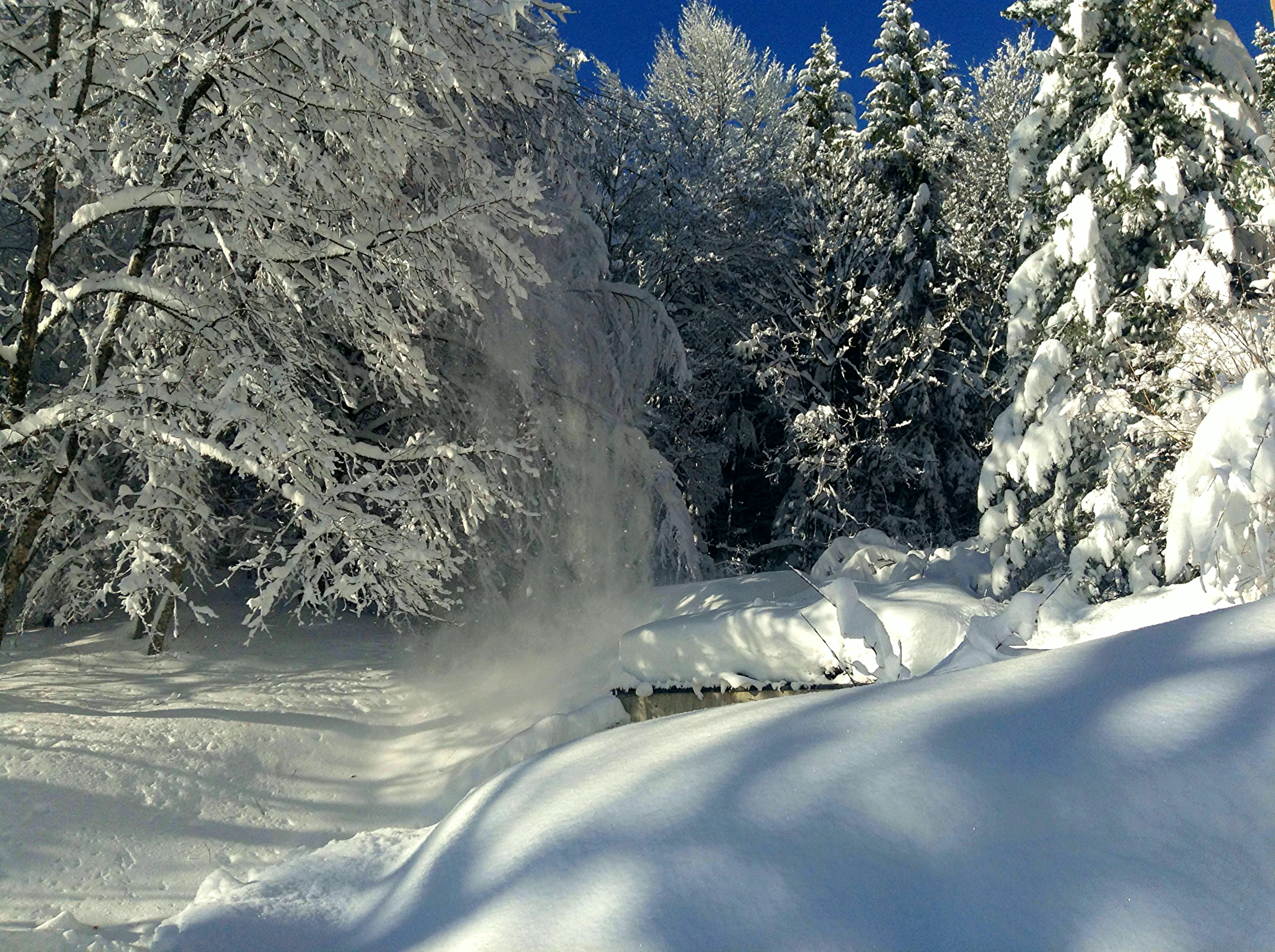 Verwehte Schneelandschaft