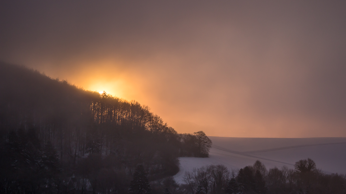 Winterlicher Sonnenaufgang