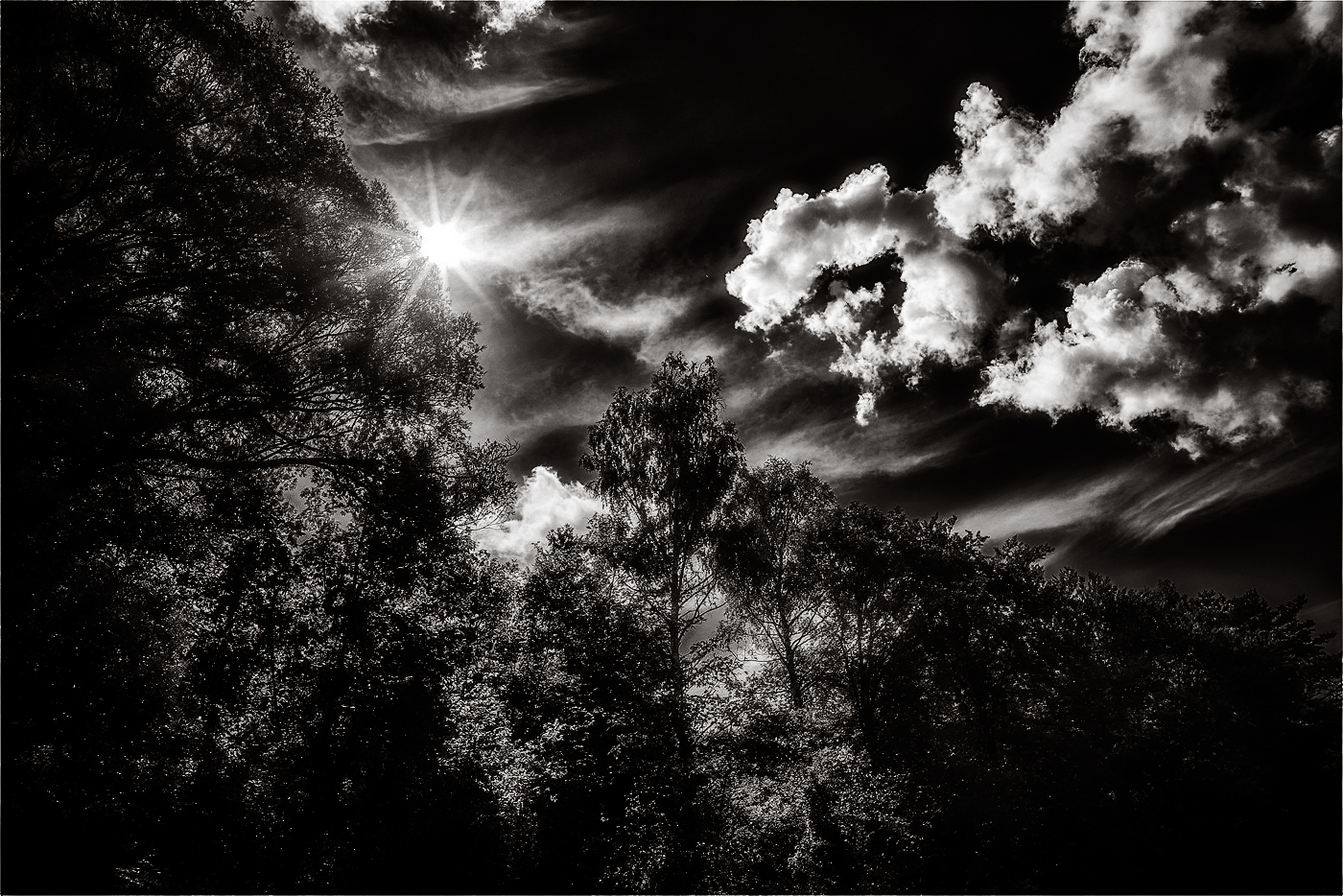 Sonne und Wolken