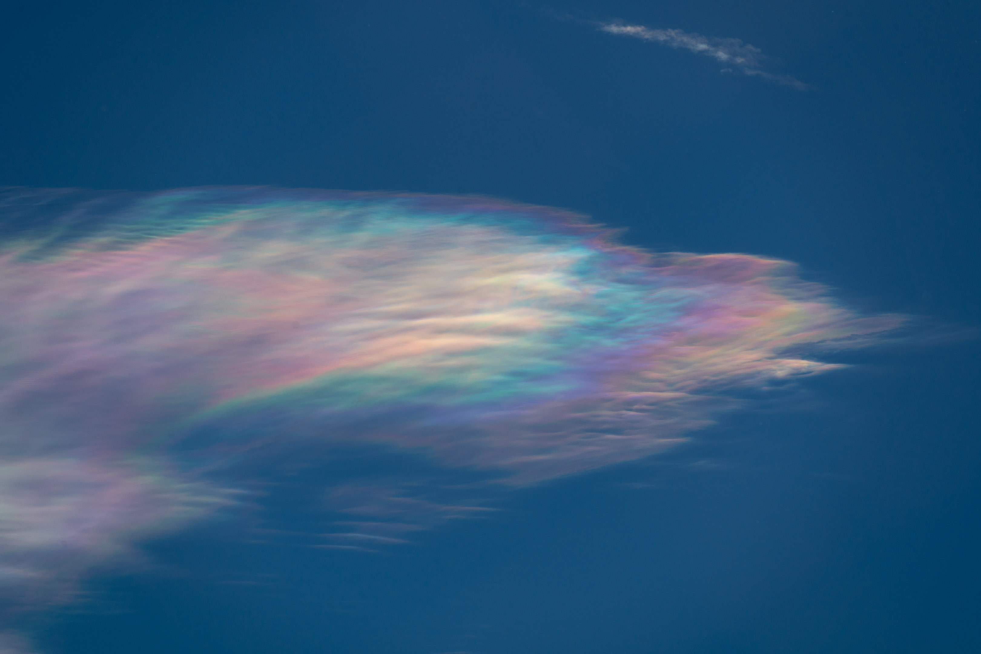Irisierende Wolke