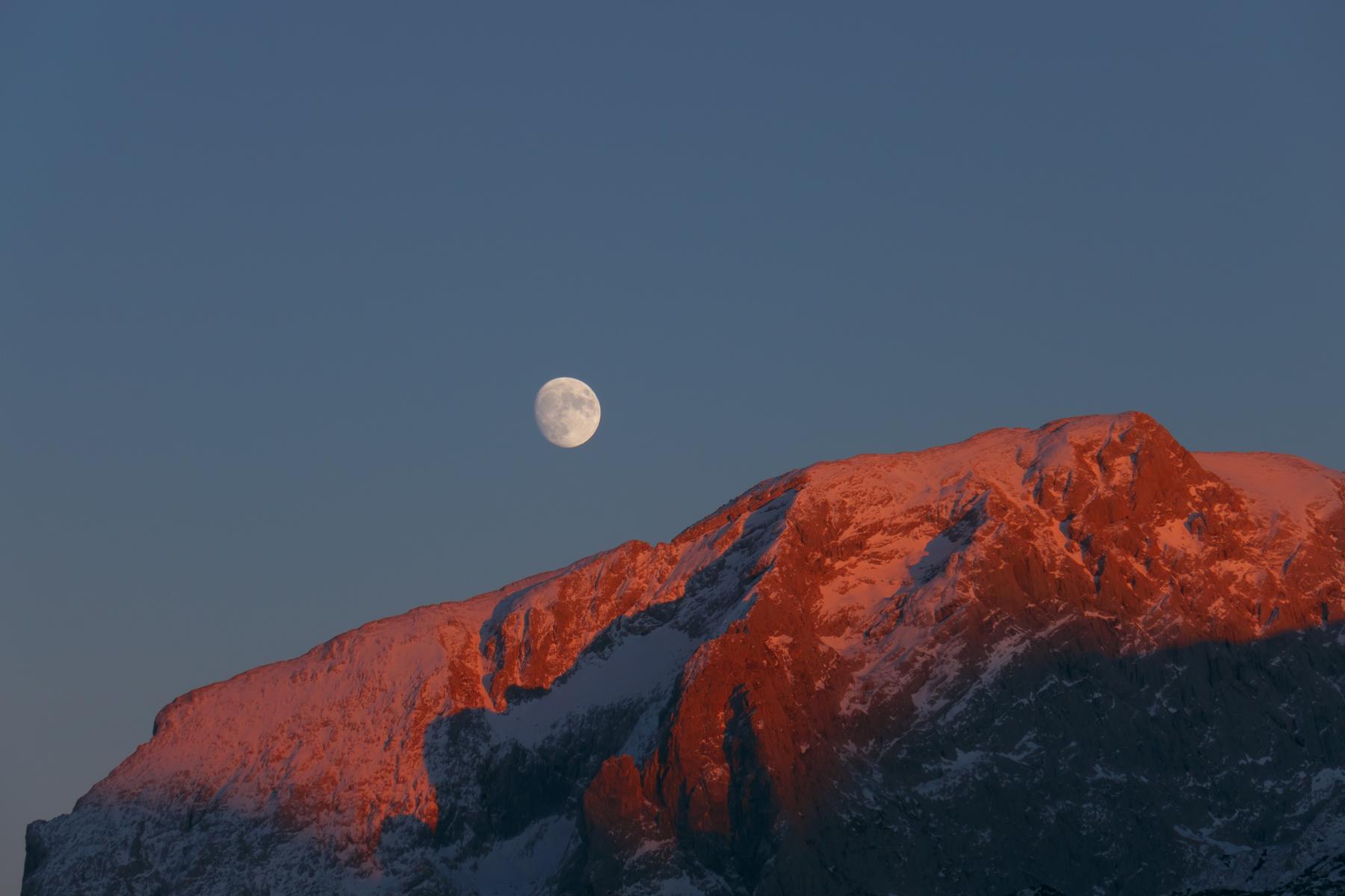 Ein bisschen Mond am Göll