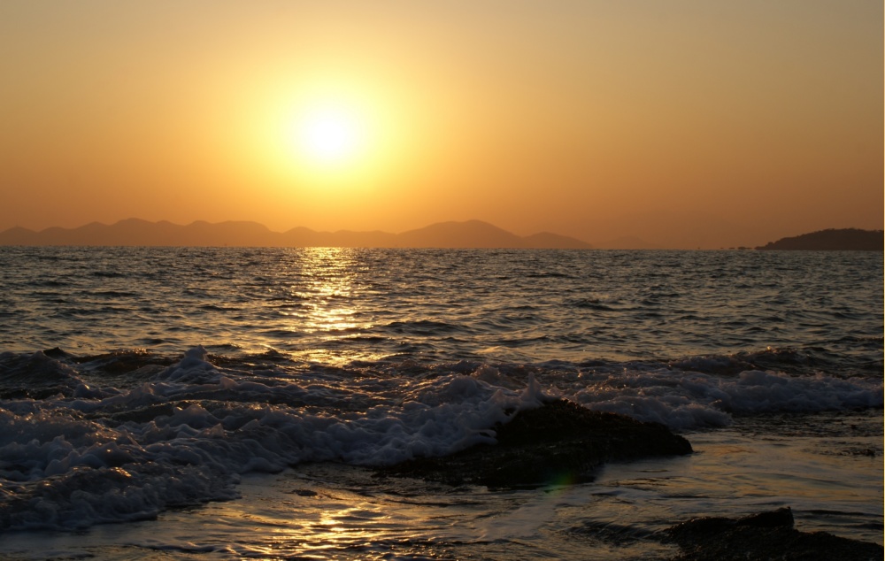 Sonnenuntergang am gelben Meer