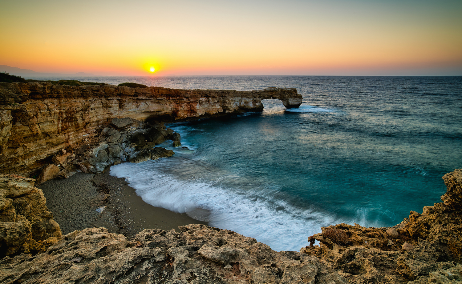 Kamárola Beach