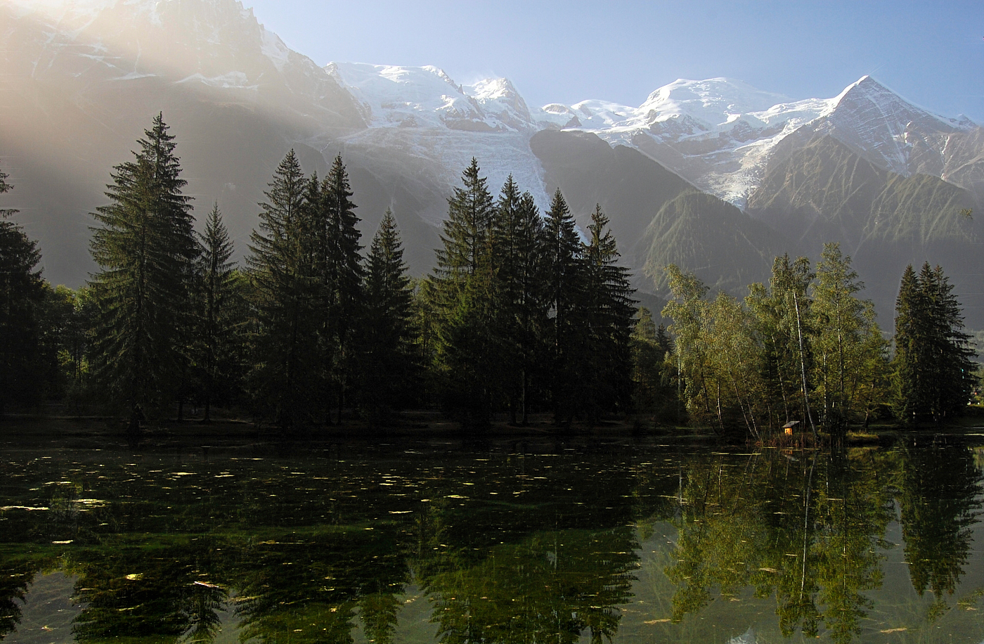 Alpensee mit Mont Blanc