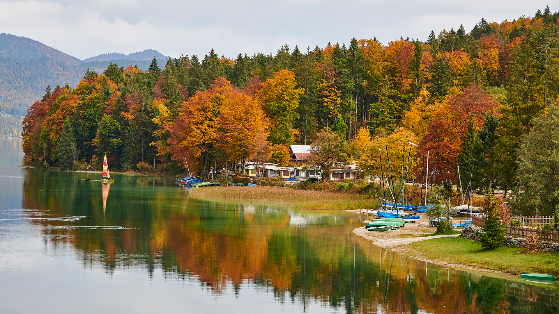 herbstliche Stimmung am See