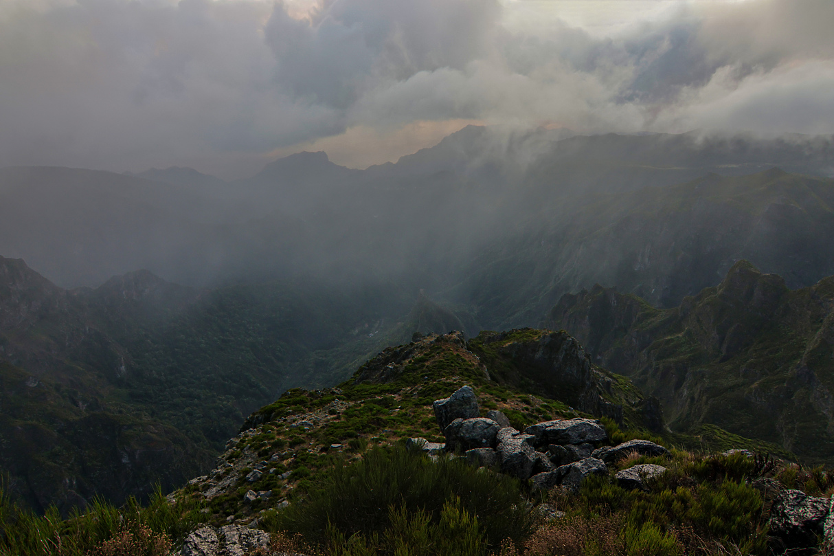 Warten auf den SA... stattdesen Wolken, Nebel, Regen