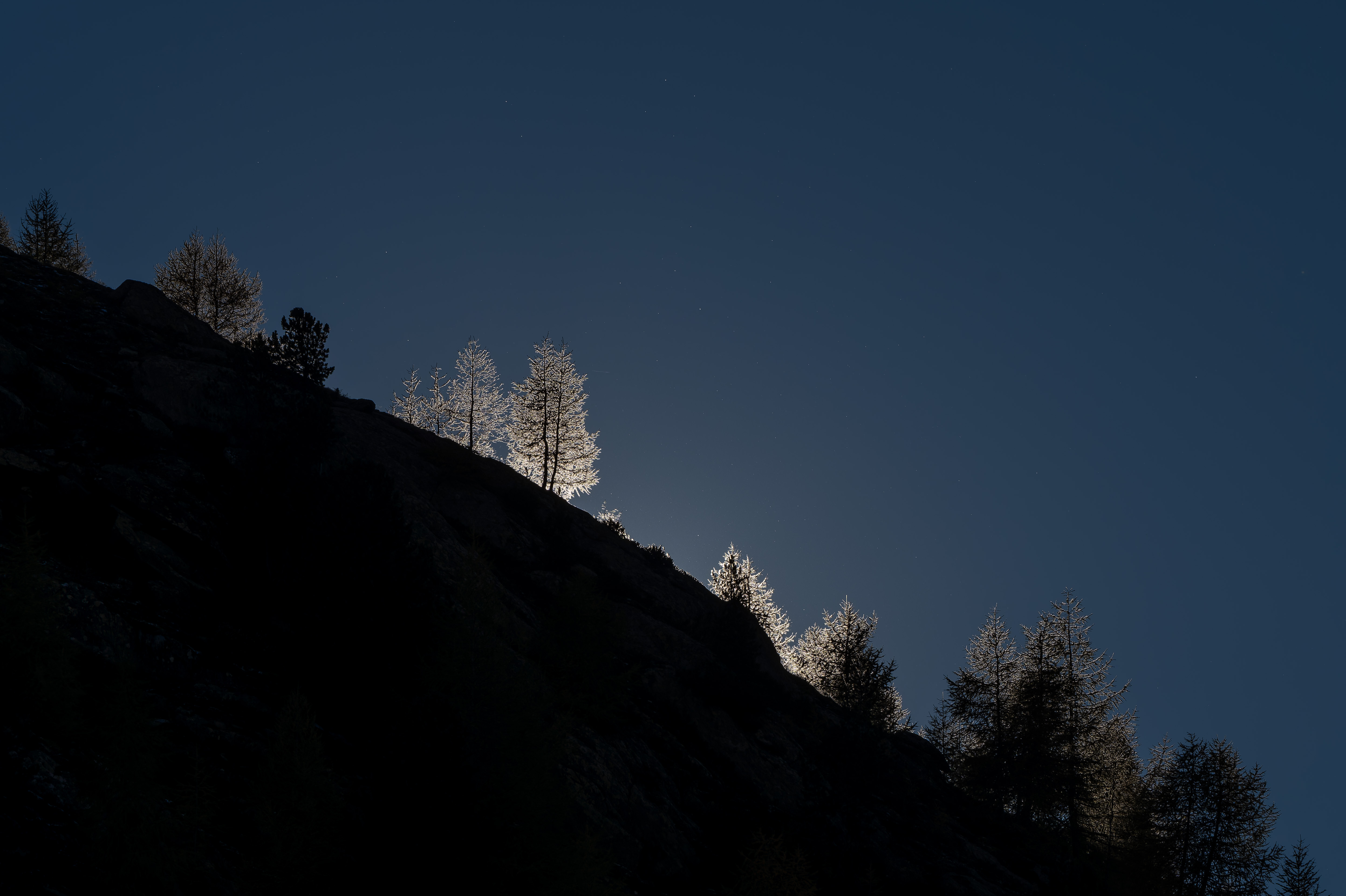 Tief stehende Sonne im Schnalstal