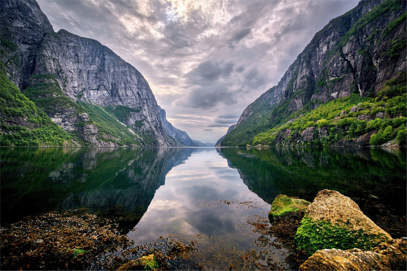 Im Land der Fjorde