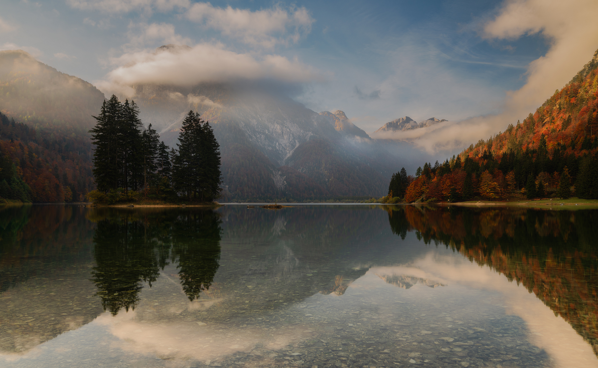 Herbststimmung (Lago di Predil (Raibler See)