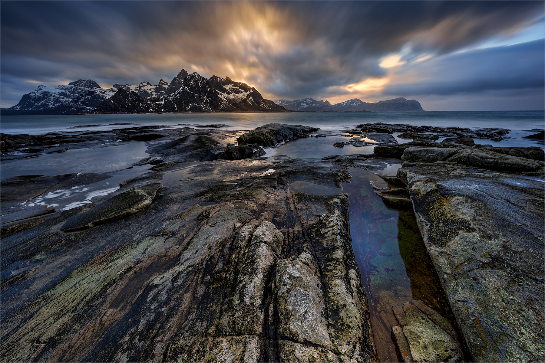 Flakstadøya