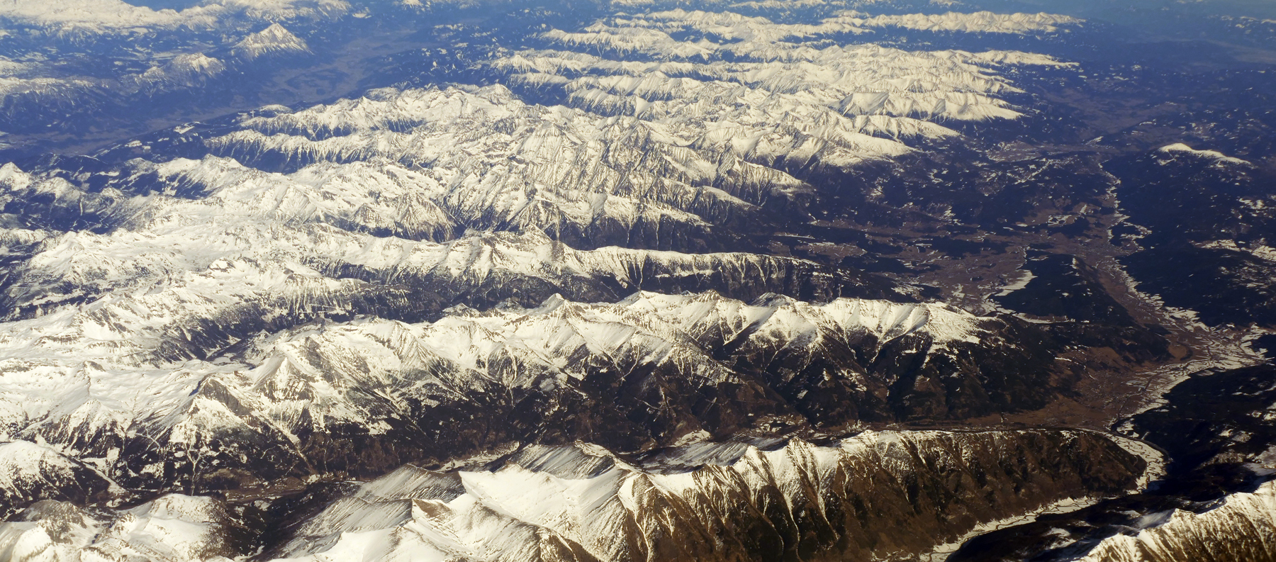 Schnee in den Alpen ...
