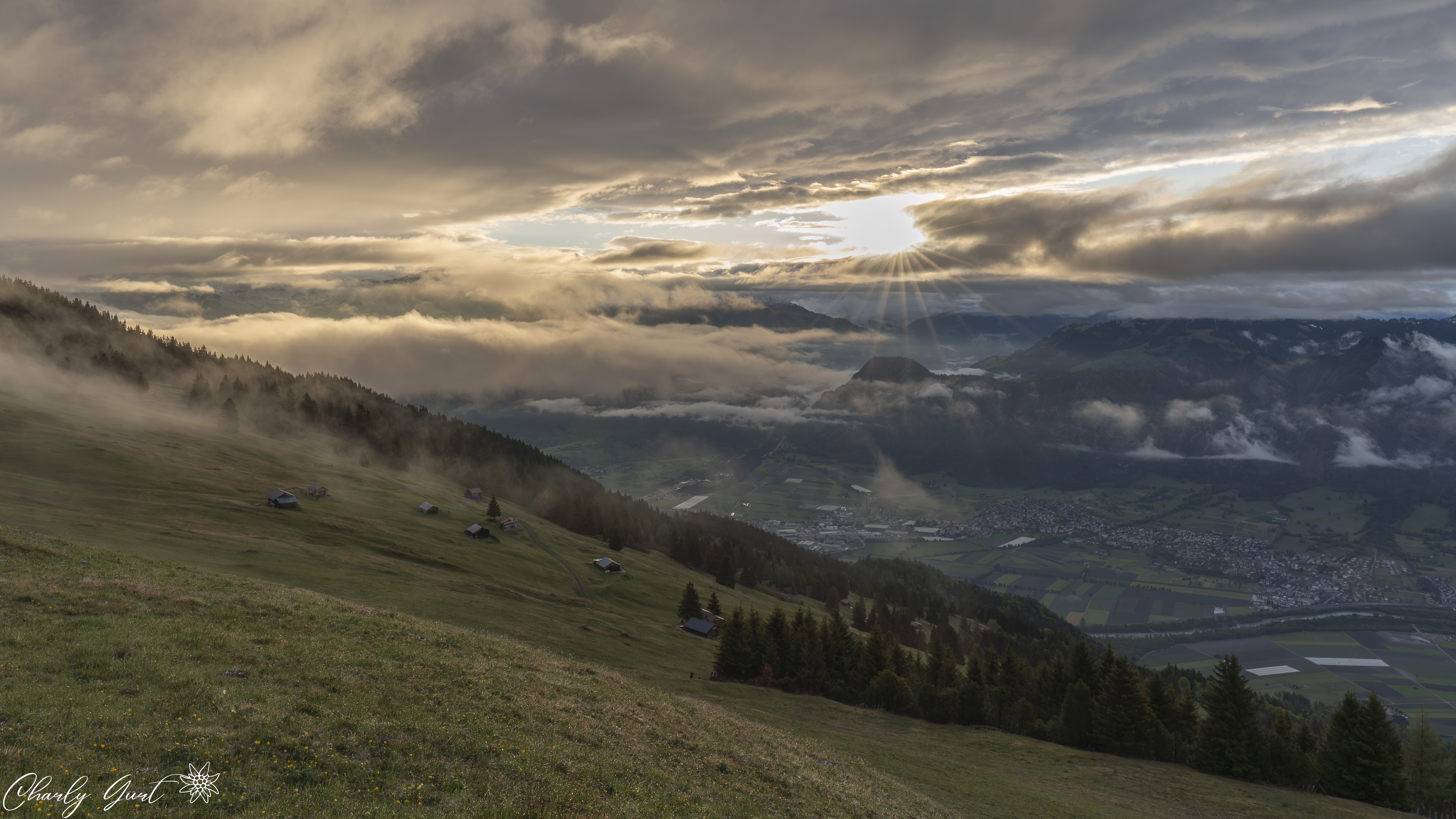 Sonnenaufgang mit Nebel