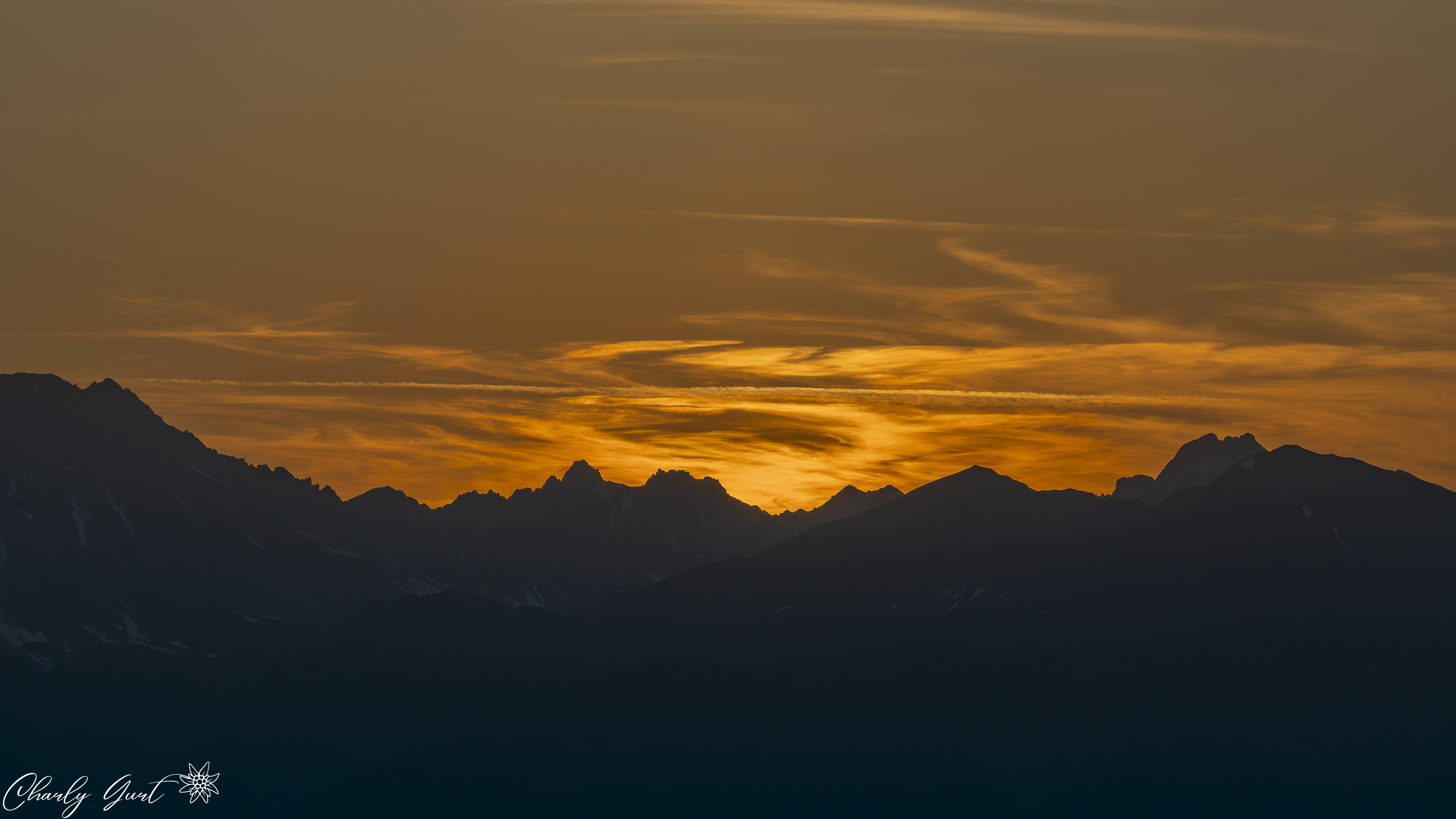 Morgenmagie in den Bergen.