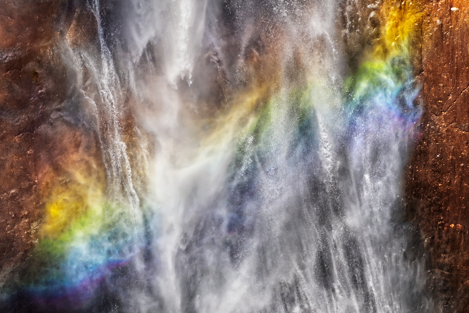 Regenbogenwasser