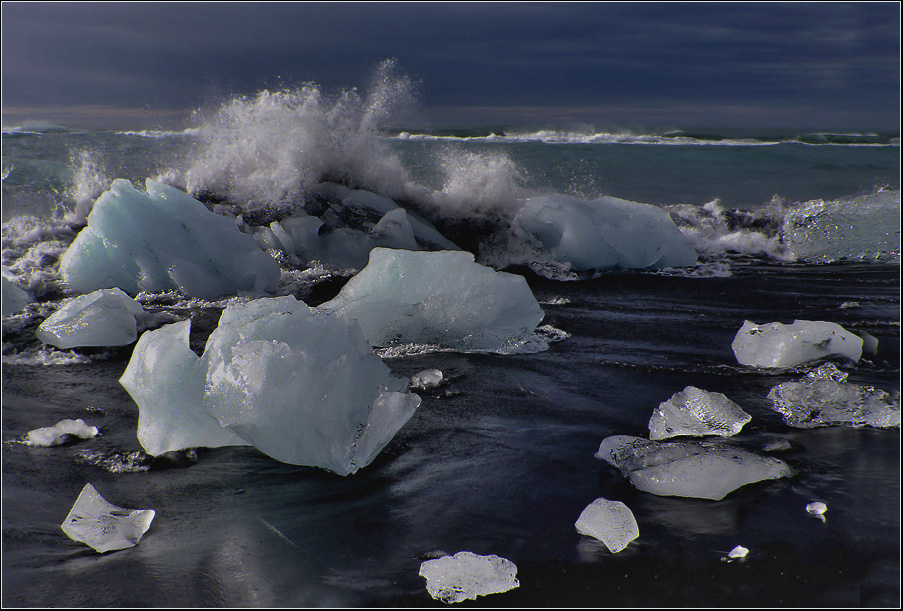 gletschereis und lavastrand