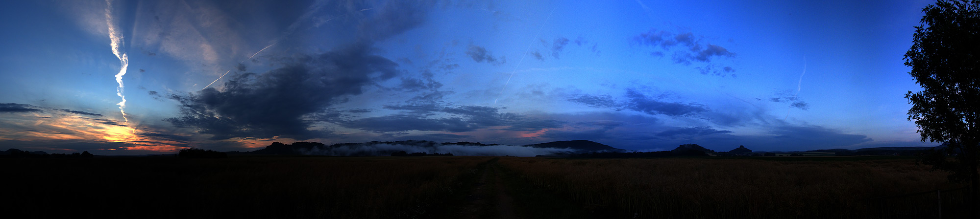 Abend im Elbsandstein