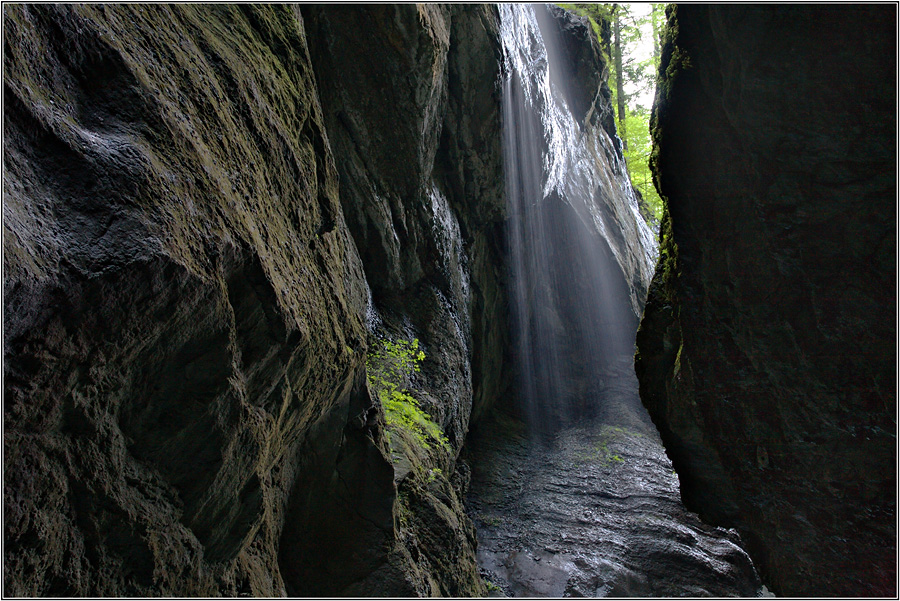 Zu guter Letzt, am Ende der Klamm, ein Zuckerl .....      (9)