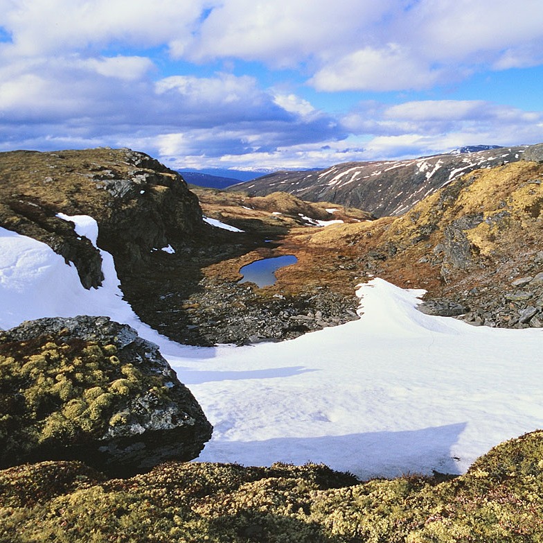 Einsam 4 – Kahlfjell mit „Blue Pool“