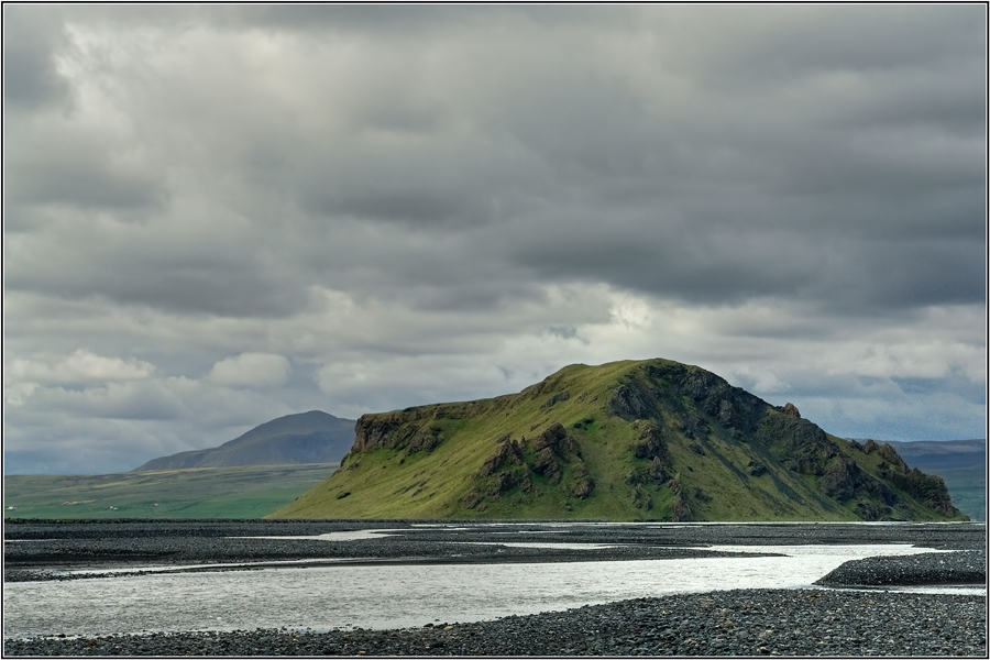 Die Ebene hinter dem Seljalandsfoss