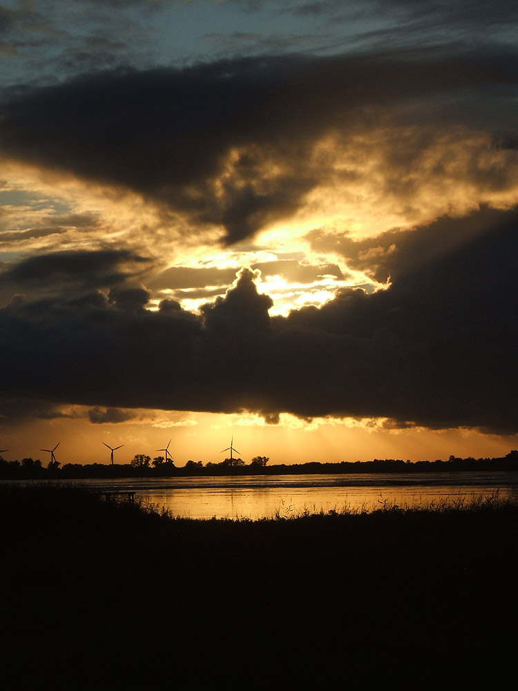 Sonnenuntergang am Jadebusen - ND