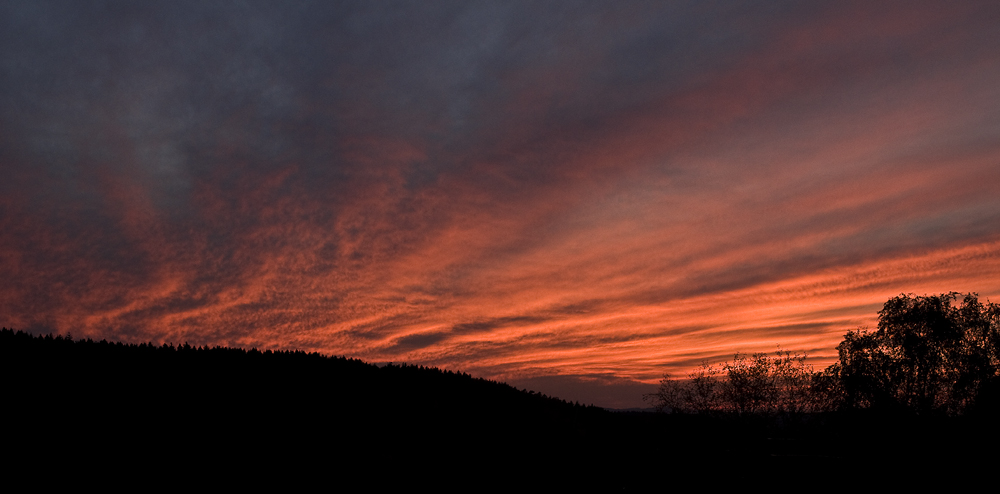 ... strahlender Sonnenuntergang...