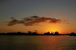 Sonnenaufgang Langweer/NL (ND)