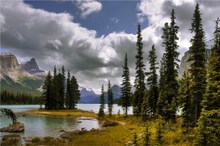 Spirit Island of Lake Maligne