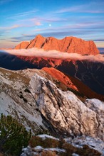 Zugspitze bei Sonnenuntergang